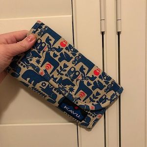 Kavu wallet, animal print